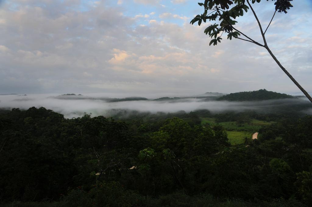 Villa Cayo San Ignacio Εξωτερικό φωτογραφία